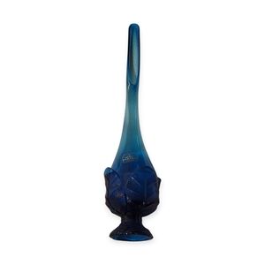 Elegant Blue Vikung Glass Vase